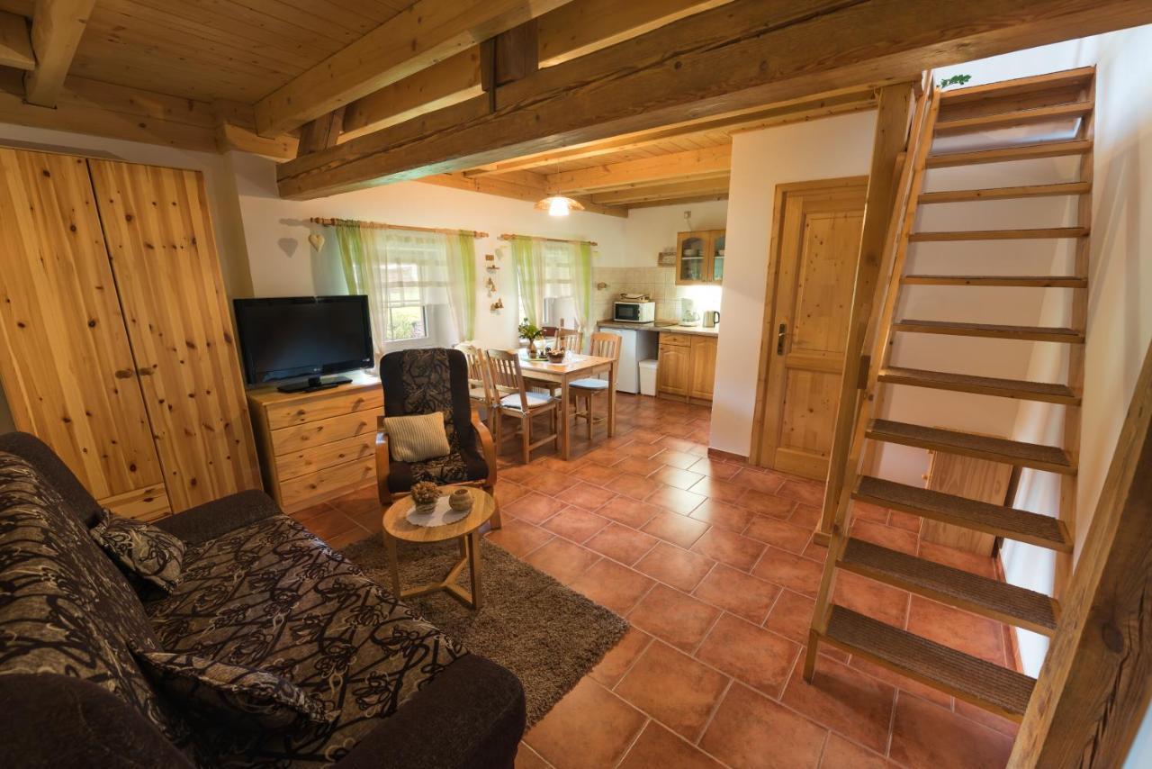 Apartmany Adrspach " U Kozaru " Teplice nad Metují Exterior photo