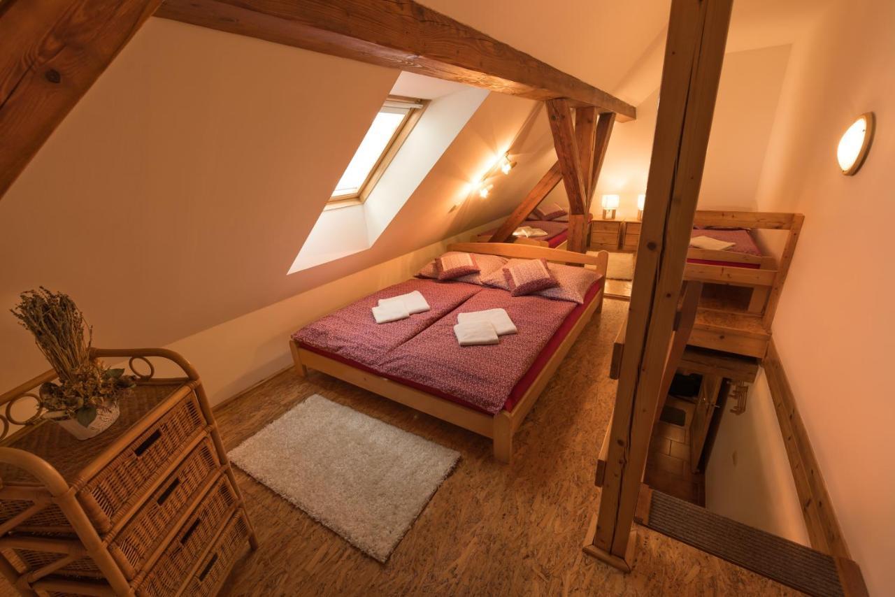 Apartmany Adrspach " U Kozaru " Teplice nad Metují Exterior photo