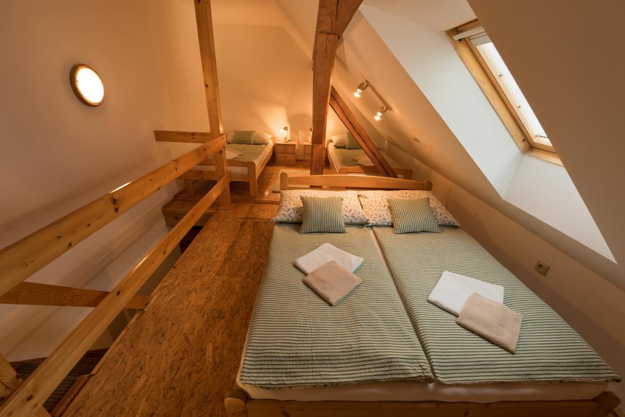 Apartmany Adrspach " U Kozaru " Teplice nad Metují Exterior photo