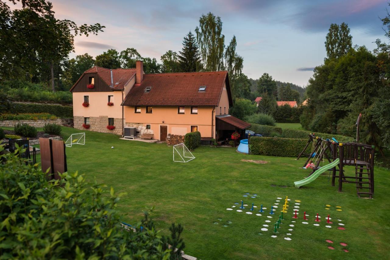 Apartmany Adrspach " U Kozaru " Teplice nad Metují Exterior photo