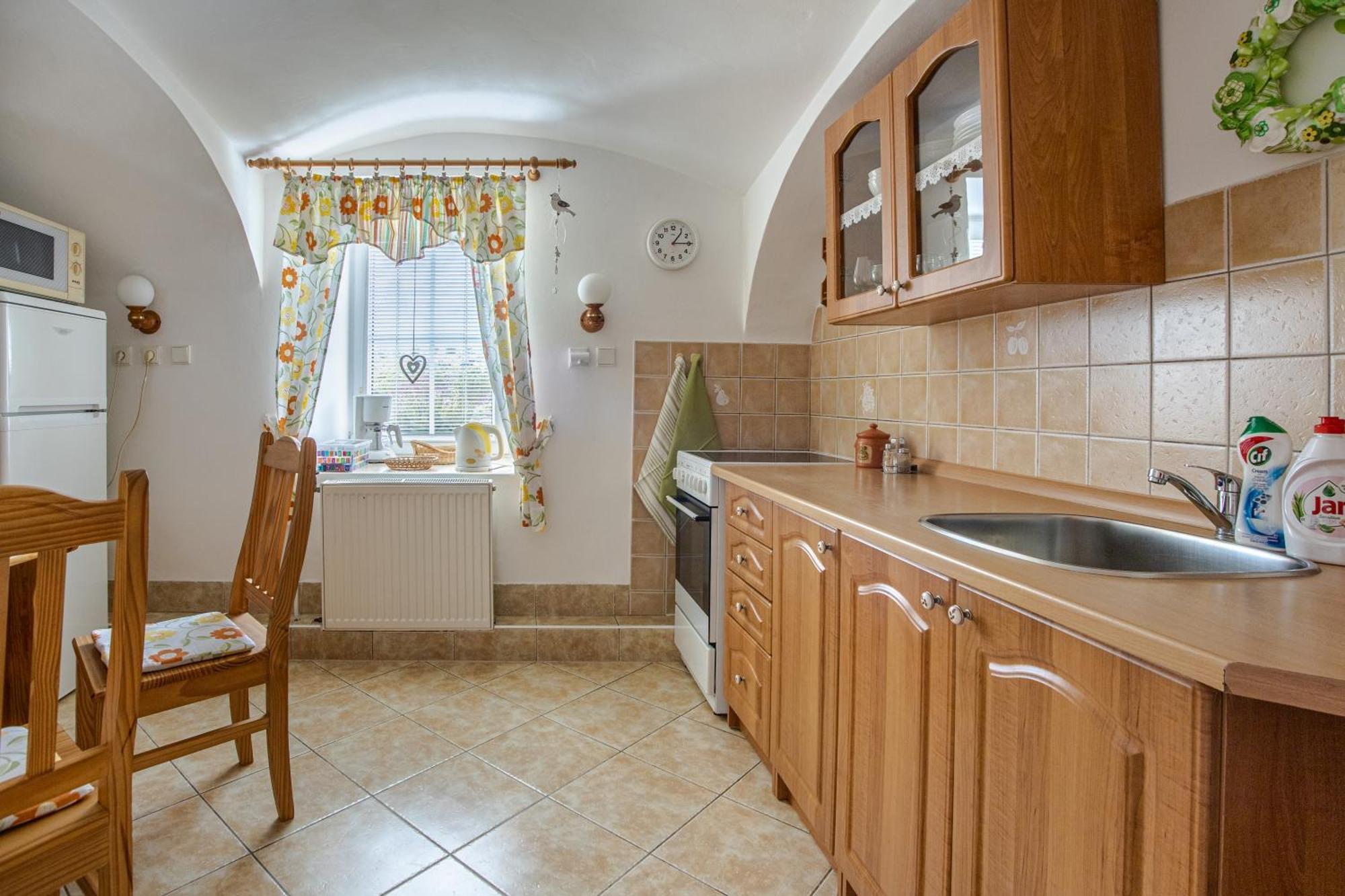 Apartmany Adrspach " U Kozaru " Teplice nad Metují Exterior photo